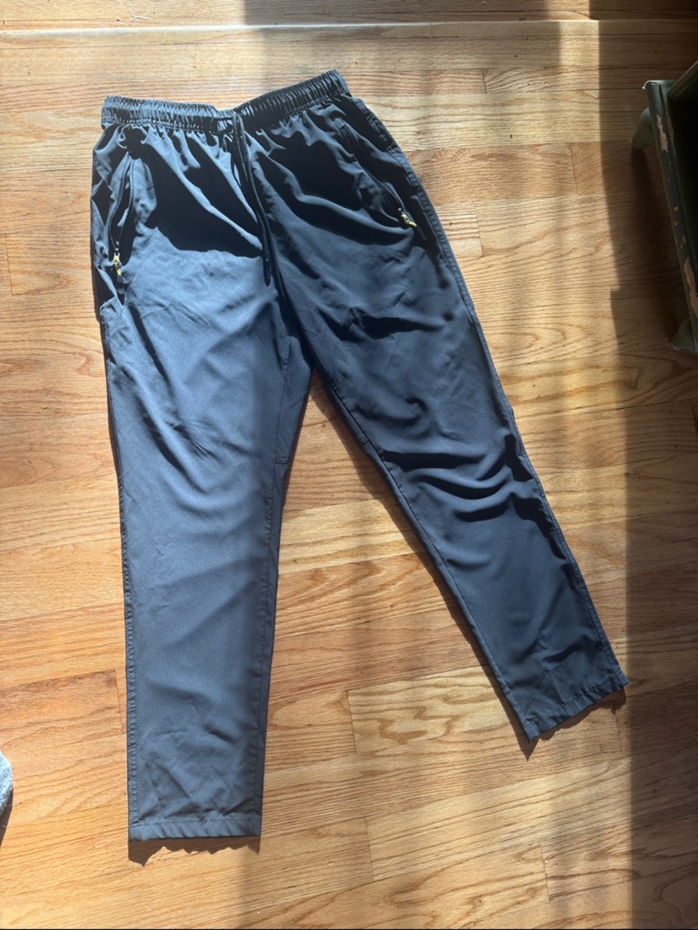 Men's Black Athletic Jogger Sweatpants with Zip Pockets